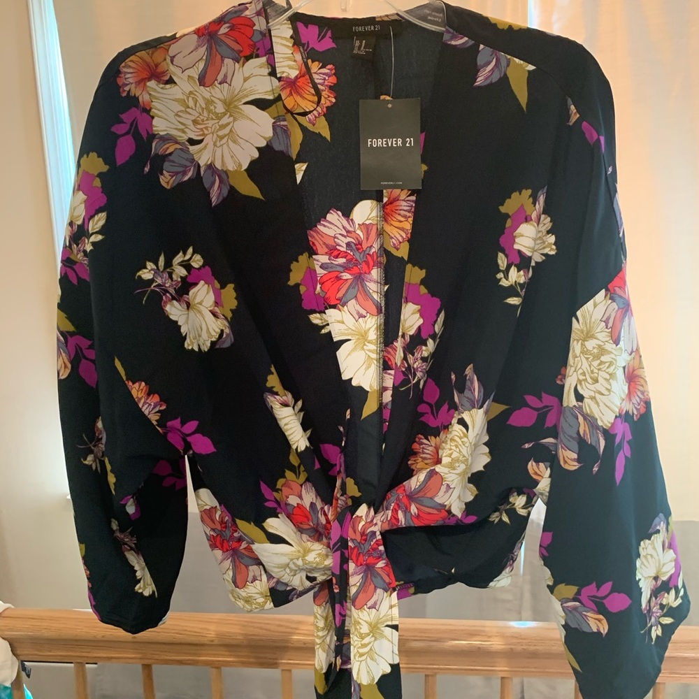 Printed tie-front blouse